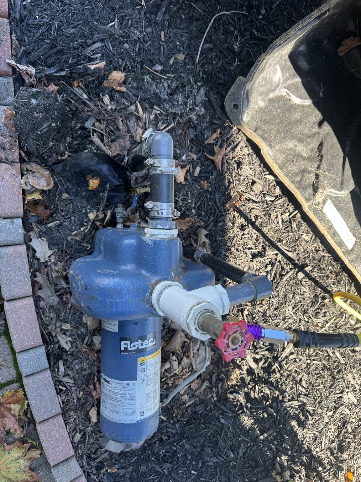 Flotec irrigation pump and compressor connection during an 8-zone lake-fed sprinkler winterization in Shelby Township Michigan